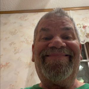 Meet your Posher, Lorin